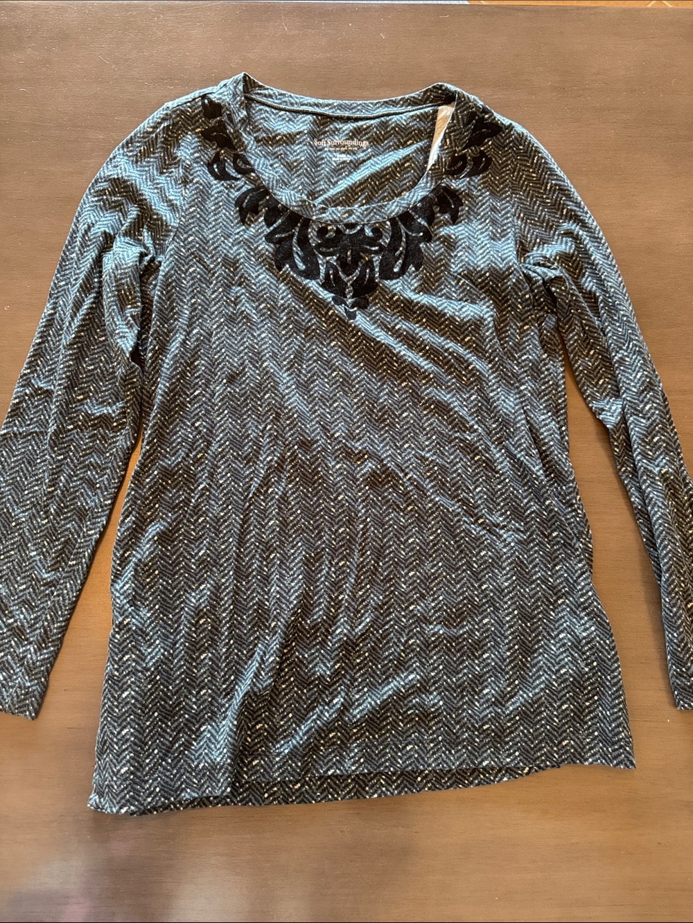 Women's Long-Sleeve Chevron Scoop Neck Top with Embellished Yoke - Black/Cream
